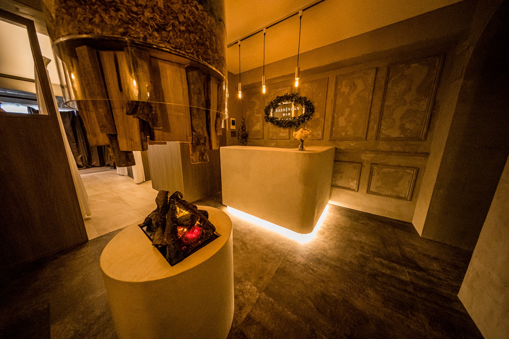 羅心盤中目黒店の店舗画像